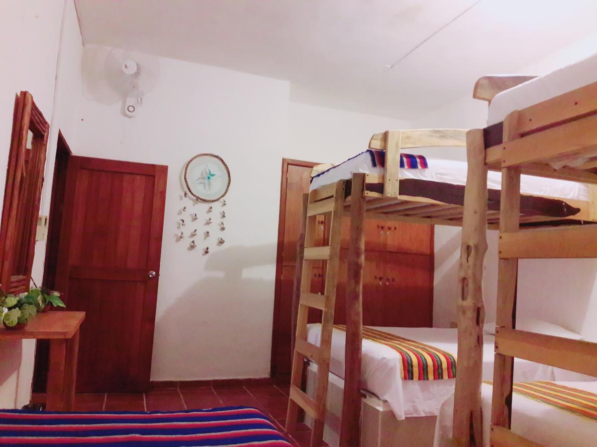 Hostel La Isola Holbox Esterno foto