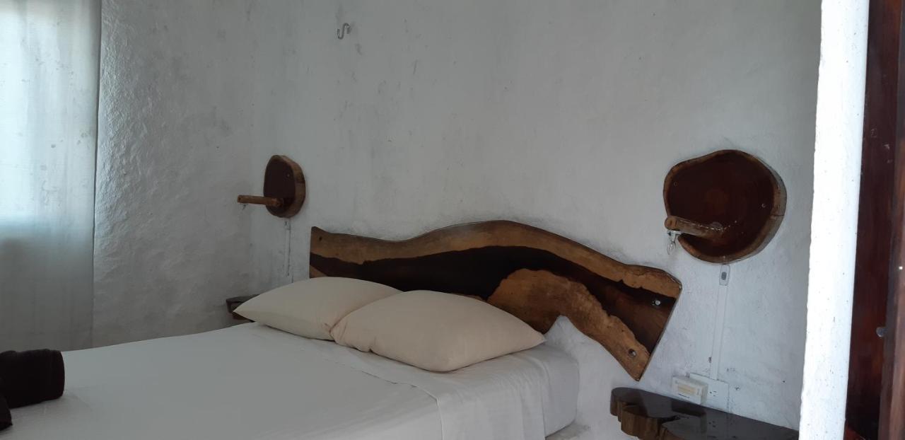 Hostel La Isola Holbox Esterno foto